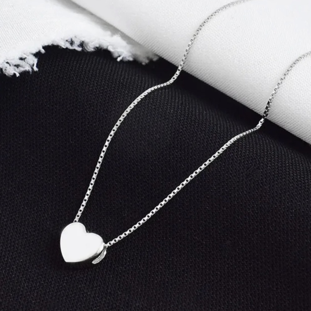 🤍Insta delicate heart shaped necklace - Picture 6 of 6